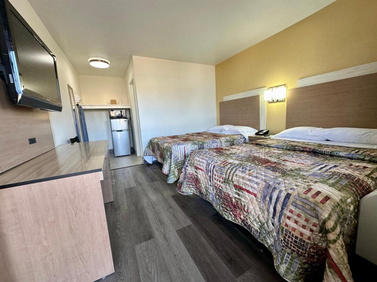 Royal Inn And Suites Charlotte Airport Екстериор снимка