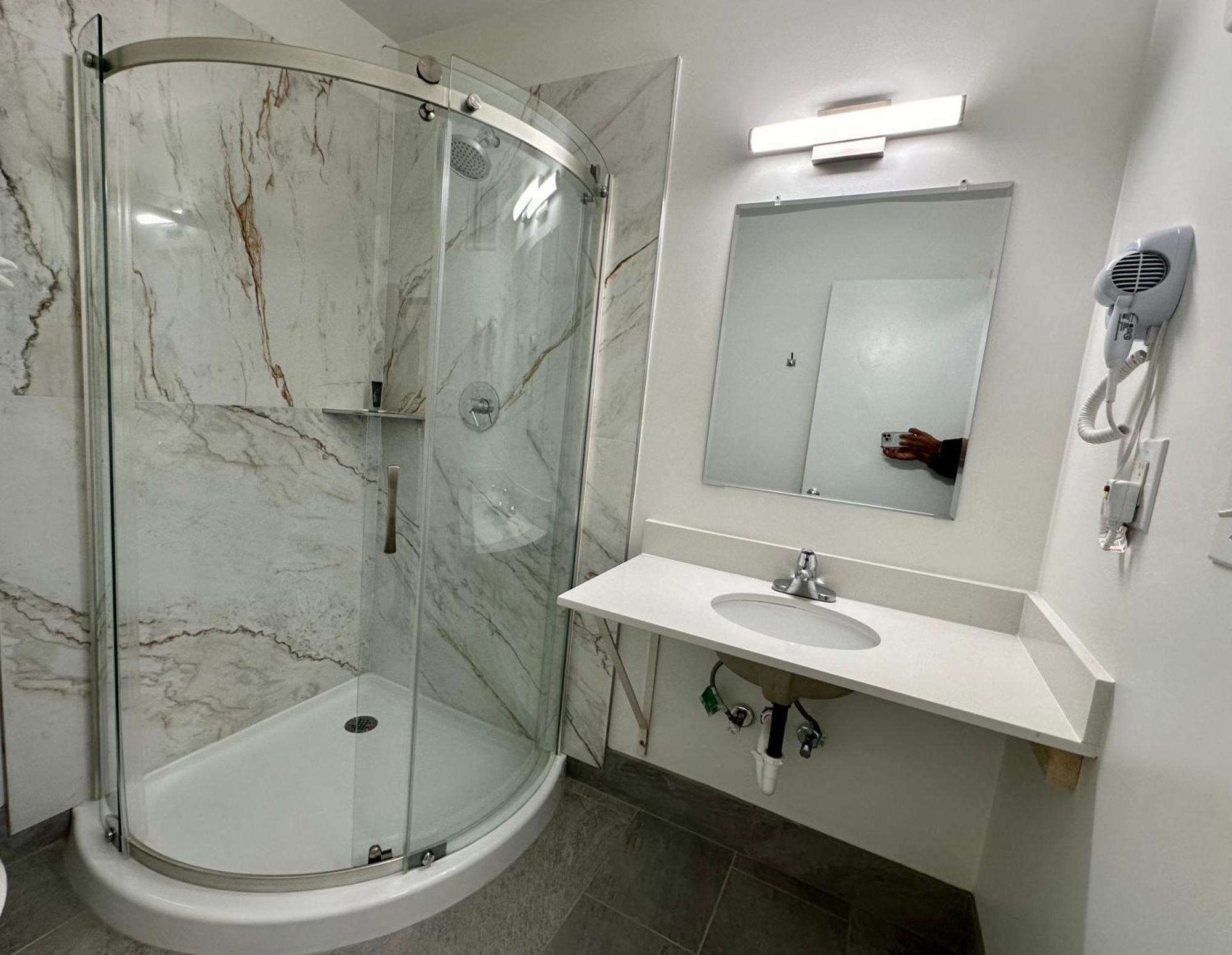 Royal Inn And Suites Charlotte Airport Екстериор снимка
